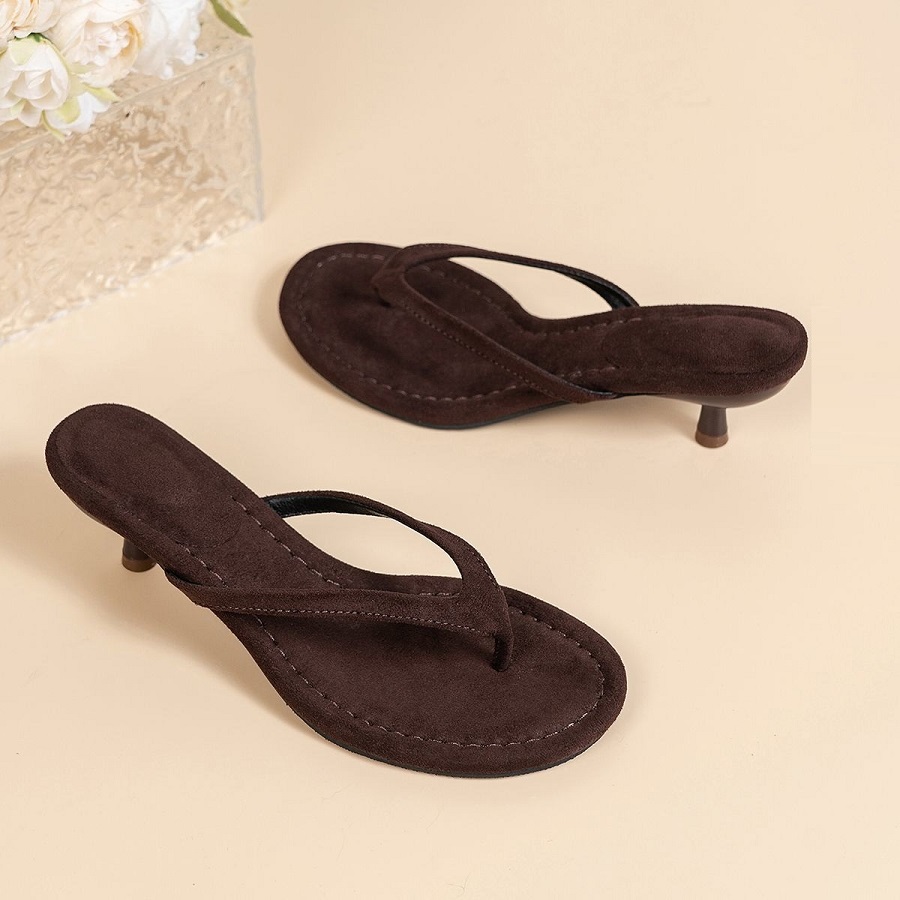 Kitten Heel Women - New Faux Suede Heeled Thong Sandals
